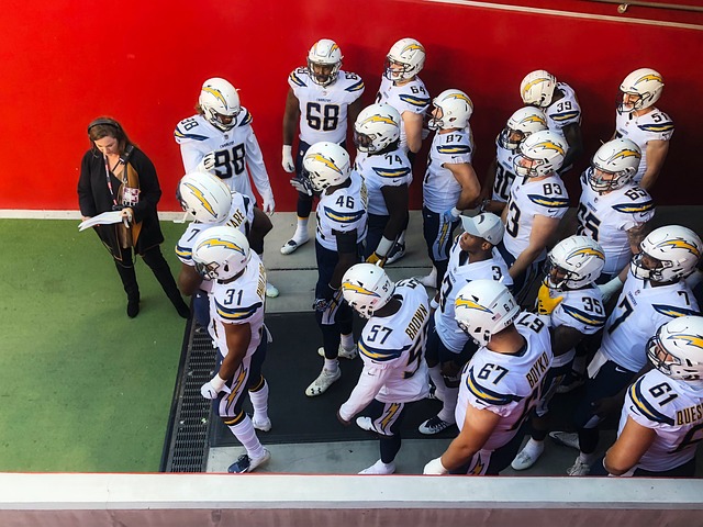 我们期待他 我们期待他